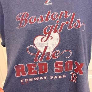 MAJESTIC ⚾️🧢 “BOSTON GIRLS ❤️ THE RED SOX” BLUE COTTON V-NECK TSHIRT Women’s XL